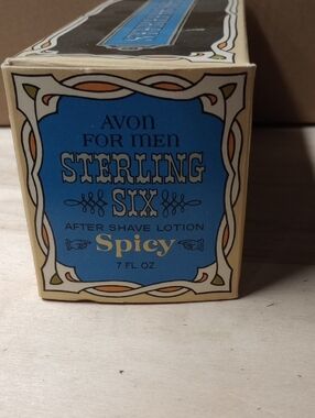 Avon Sterling Six Spicy After Shave Box - Blue & Cream